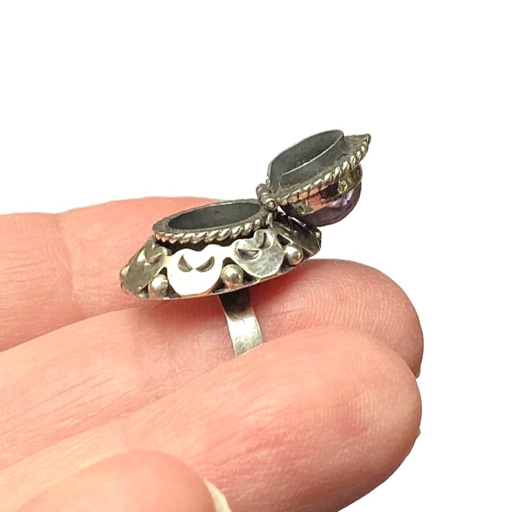 Vintage Taxco Sterling Silver Amethyst Poison Ring Adjustable - Picture 7 of 15